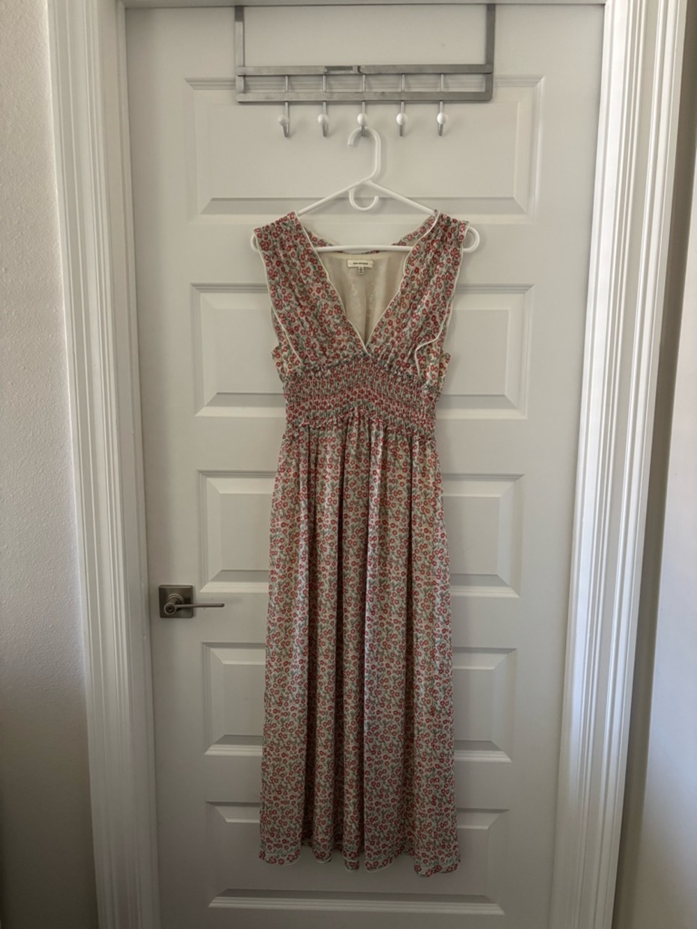 Max Studio Cream Dress with Red Floral Print - Picture 2 of 3